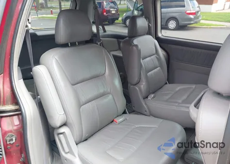 2003 Honda Odyssey Ex-L from USA, damaged, VIN 5FNRL18993B009180